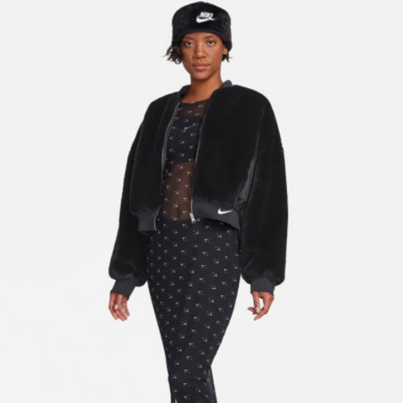 NWT NIKE FAUX FUR REVERSIBLE BOMBER JACKET SIZE LARGE BLACK - Picture 6 of 9